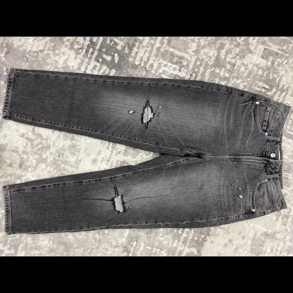Distress Mom Jeans - Picture 1 of 2